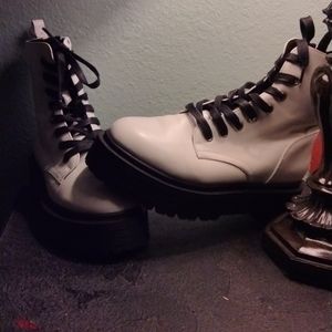 Used White Lace Up Platform Combat Boots with Zipper
